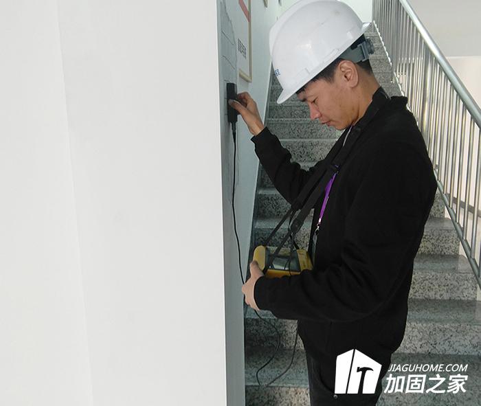 晃動(dòng)下的樓體需要做好房屋安全檢測(cè)